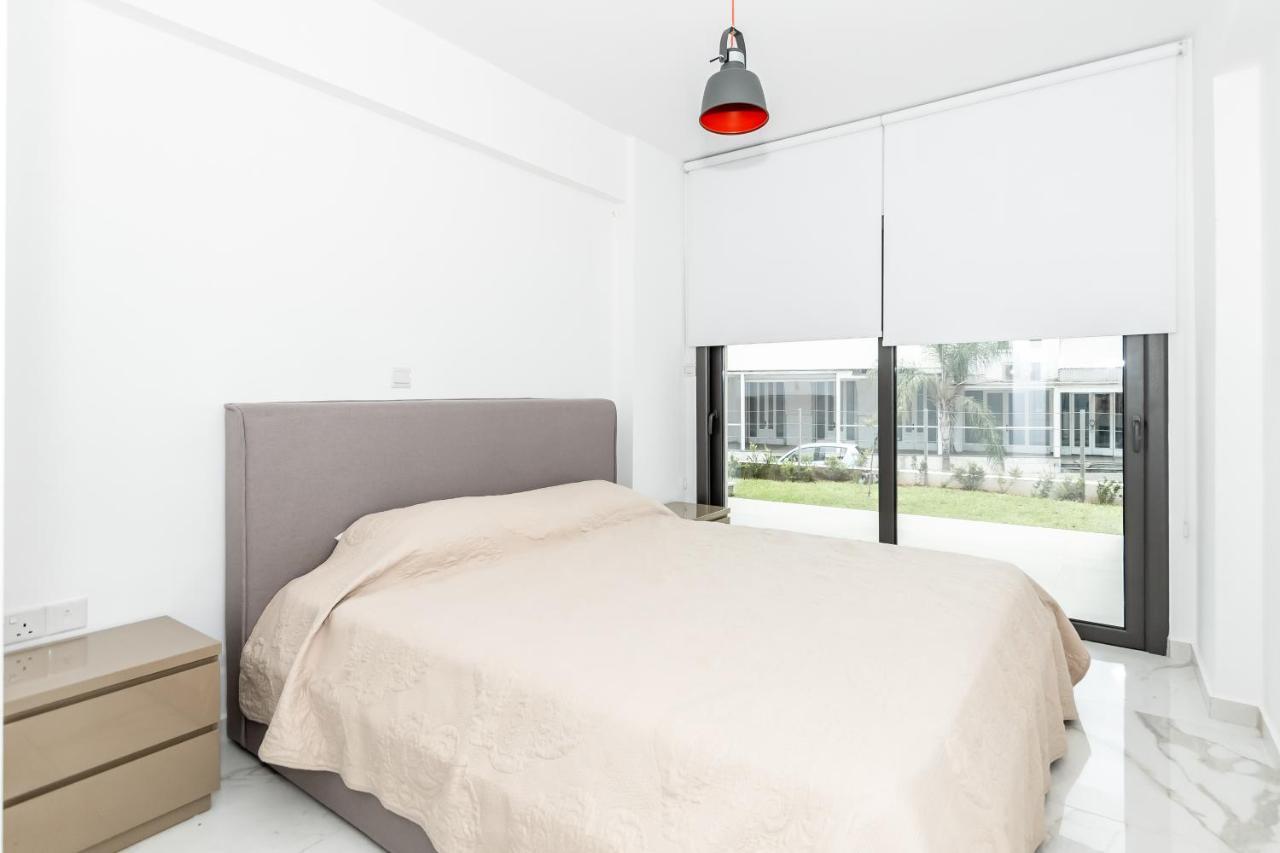 Silver House Boutique Apartment Paphos Exterior foto